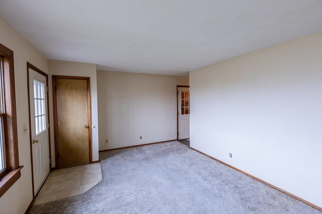 Collins, Wisconsin 54207, United States, 3 Bedrooms Bedrooms, ,1 BathroomBathrooms,Residential,Active,98902