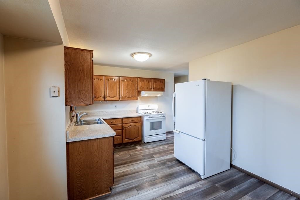 Collins, Wisconsin 54207, United States, 3 Bedrooms Bedrooms, ,1 BathroomBathrooms,Residential,Active,98902