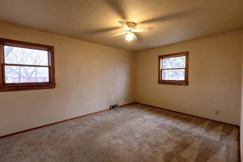 Collins, Wisconsin 54207, United States, 3 Bedrooms Bedrooms, ,1 BathroomBathrooms,Residential,Active,98902