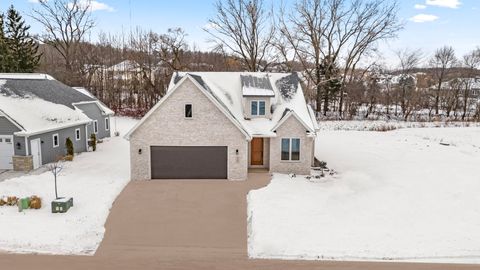 Photo of 1780 BOBBY JONES Drive, DE PERE, WI 54115 (MLS # 50318703)