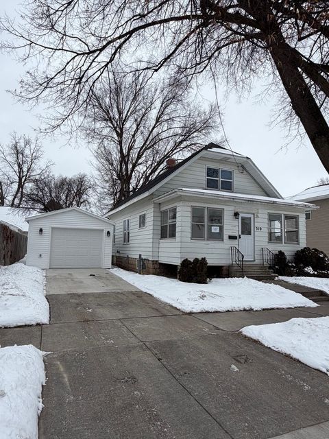 Photo of 310 S CLAY Street, GREEN BAY, WI 54301 (MLS # 50321146)