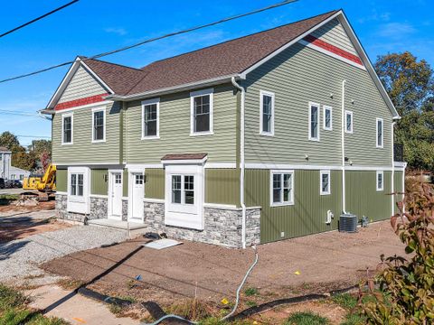 Photo of 418 4TH Street, GREEN BAY, WI 54303 (MLS # 50318737)