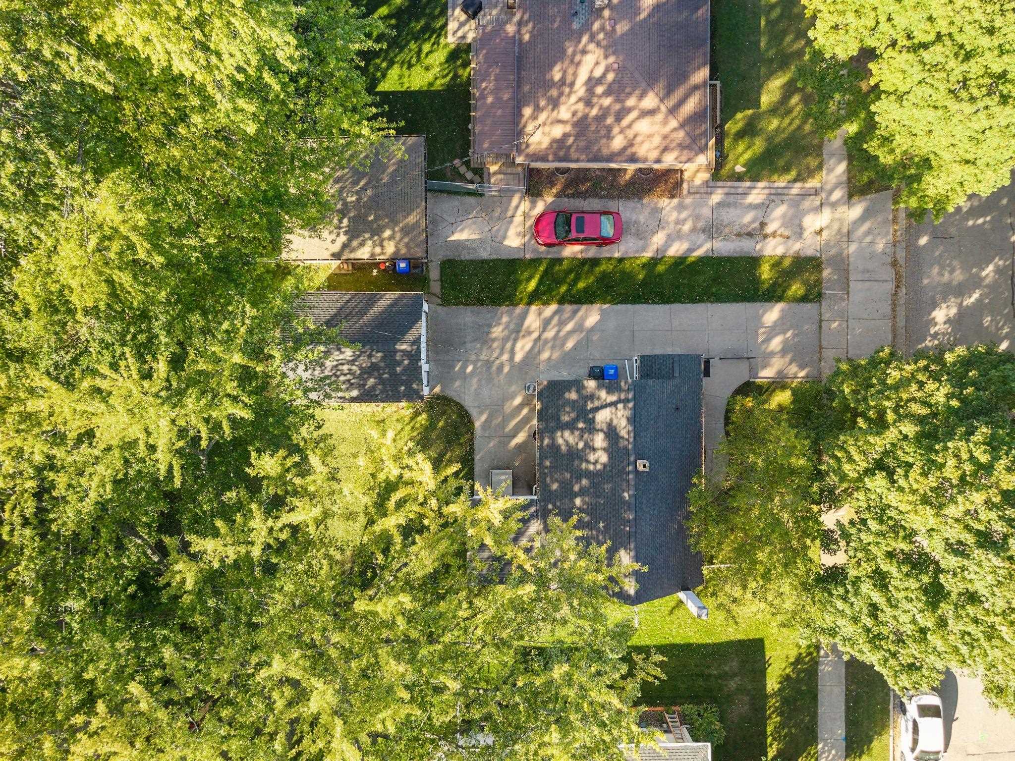 Appleton, Wisconsin 54915, United States, 4 Bedrooms Bedrooms, ,1 BathroomBathrooms,Residential,Active,225909