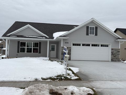 Photo of N9330 GEMSTONE Court, APPLETON, WI 54915 (MLS # 50314142)