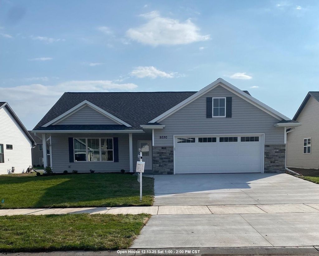 Photo of N9330 GEMSTONE Court, APPLETON, WI 54915 (MLS # 50314142)