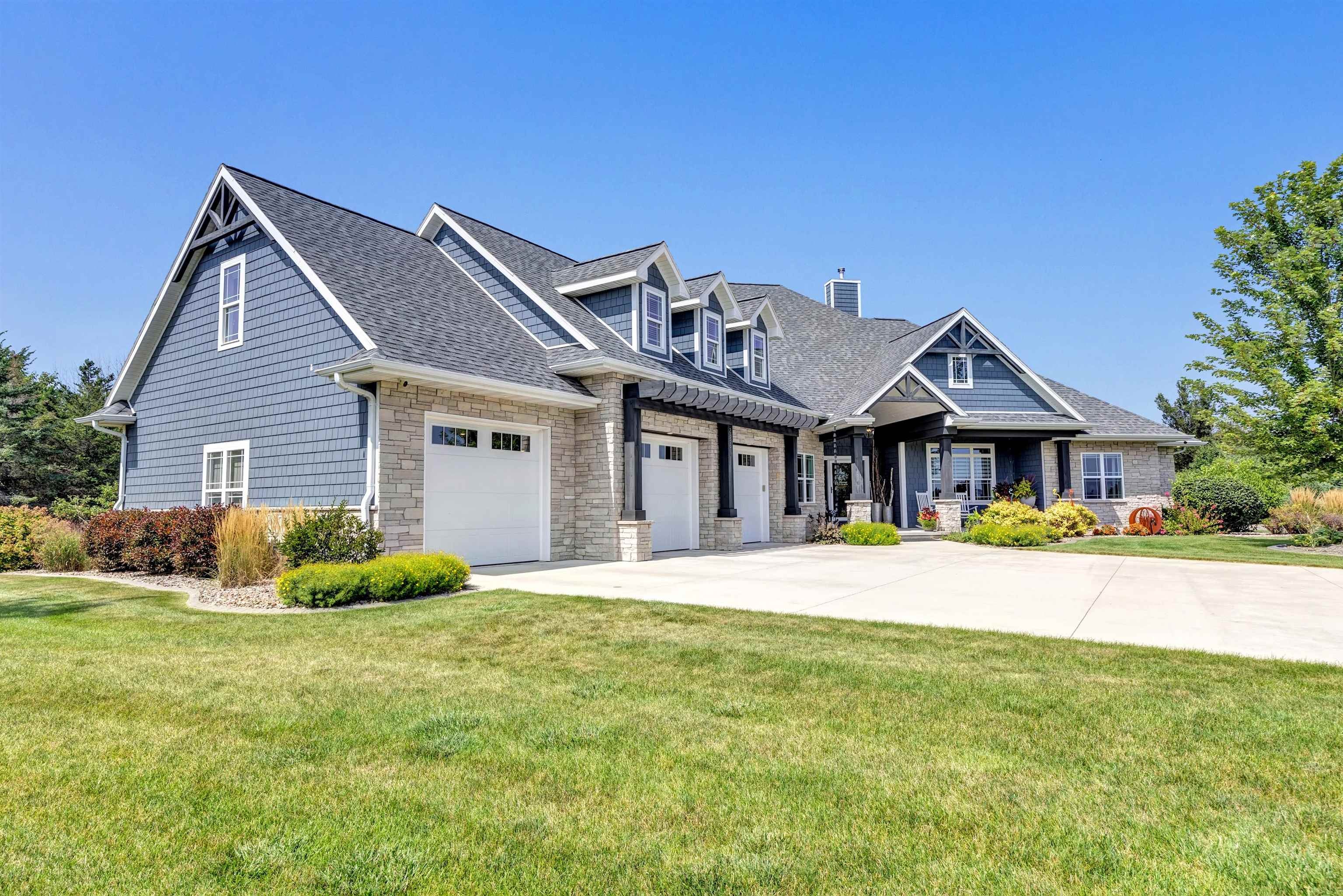 2836 OAK STREAM Drive