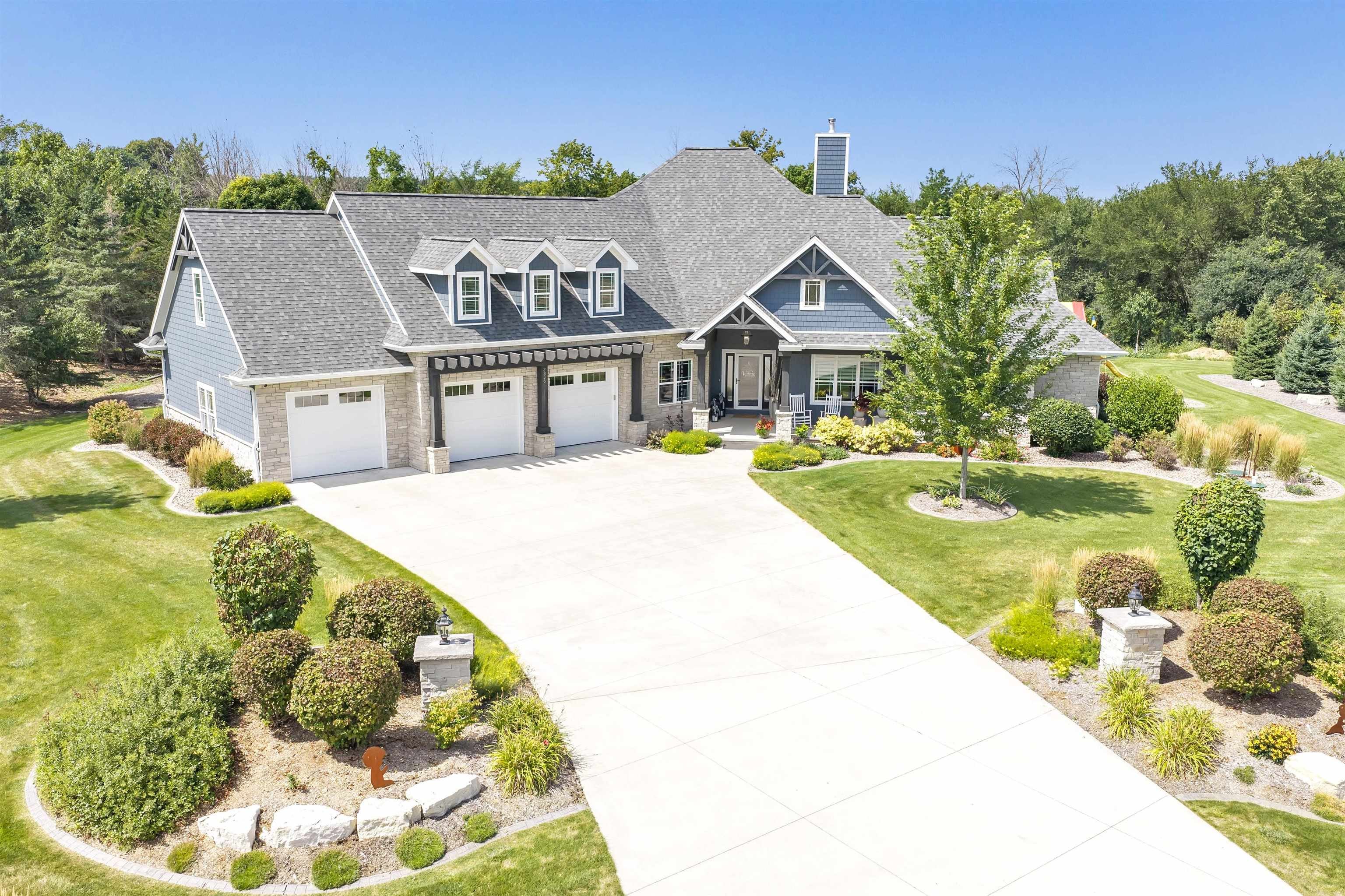 2836 OAK STREAM Drive