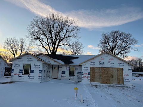 Photo of N3909 WETTERING Way, KAUKAUNA, WI 54130 (MLS # 50319041)