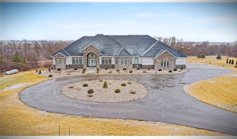 Photo of 3943 JORDAN WILLIAM Way, DE PERE, WI 54115 (MLS # 50322225)