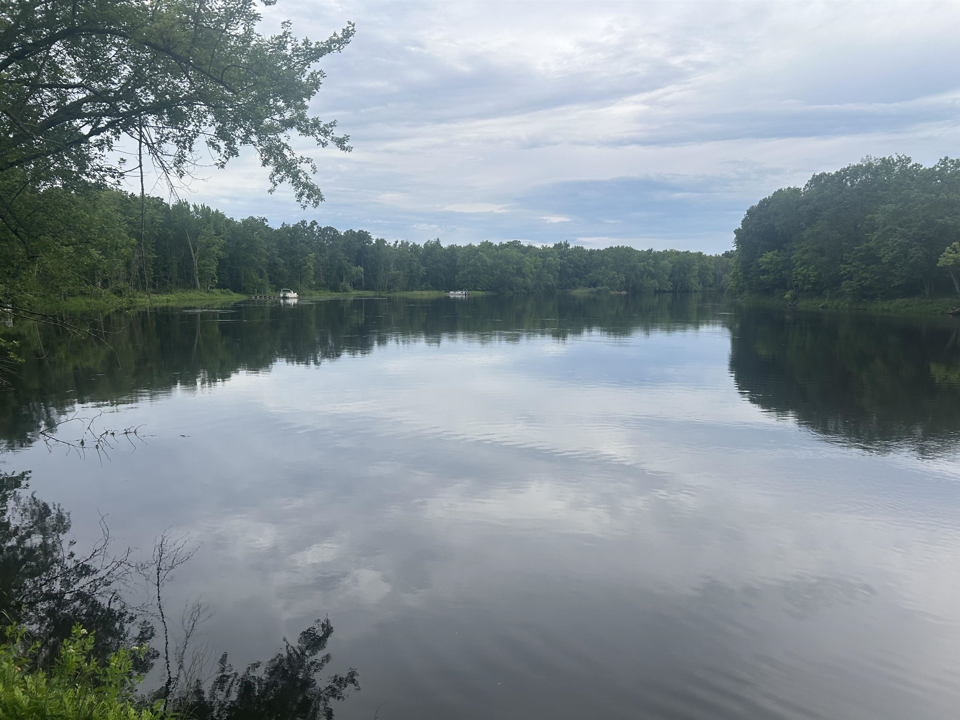 Wausaukee, Wisconsin 54177, United States, 3 Bedrooms Bedrooms, ,2 BathroomsBathrooms,Residential,Active,162995