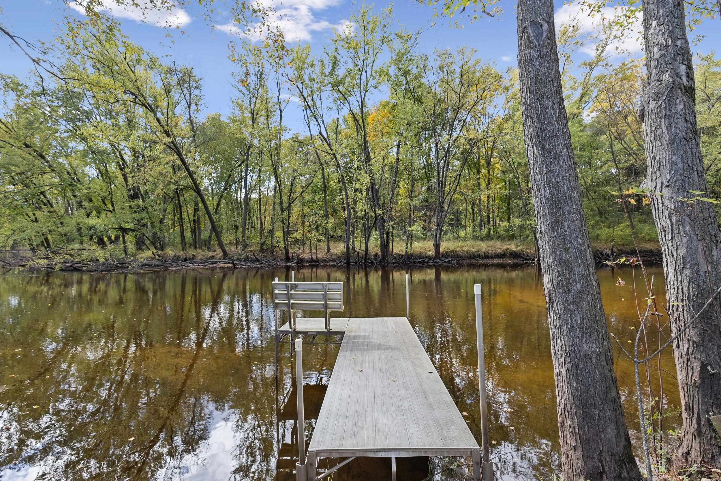 Embarrass, Wisconsin 54933, United States, 4 Bedrooms Bedrooms, ,3 BathroomsBathrooms,Residential,Active,223983