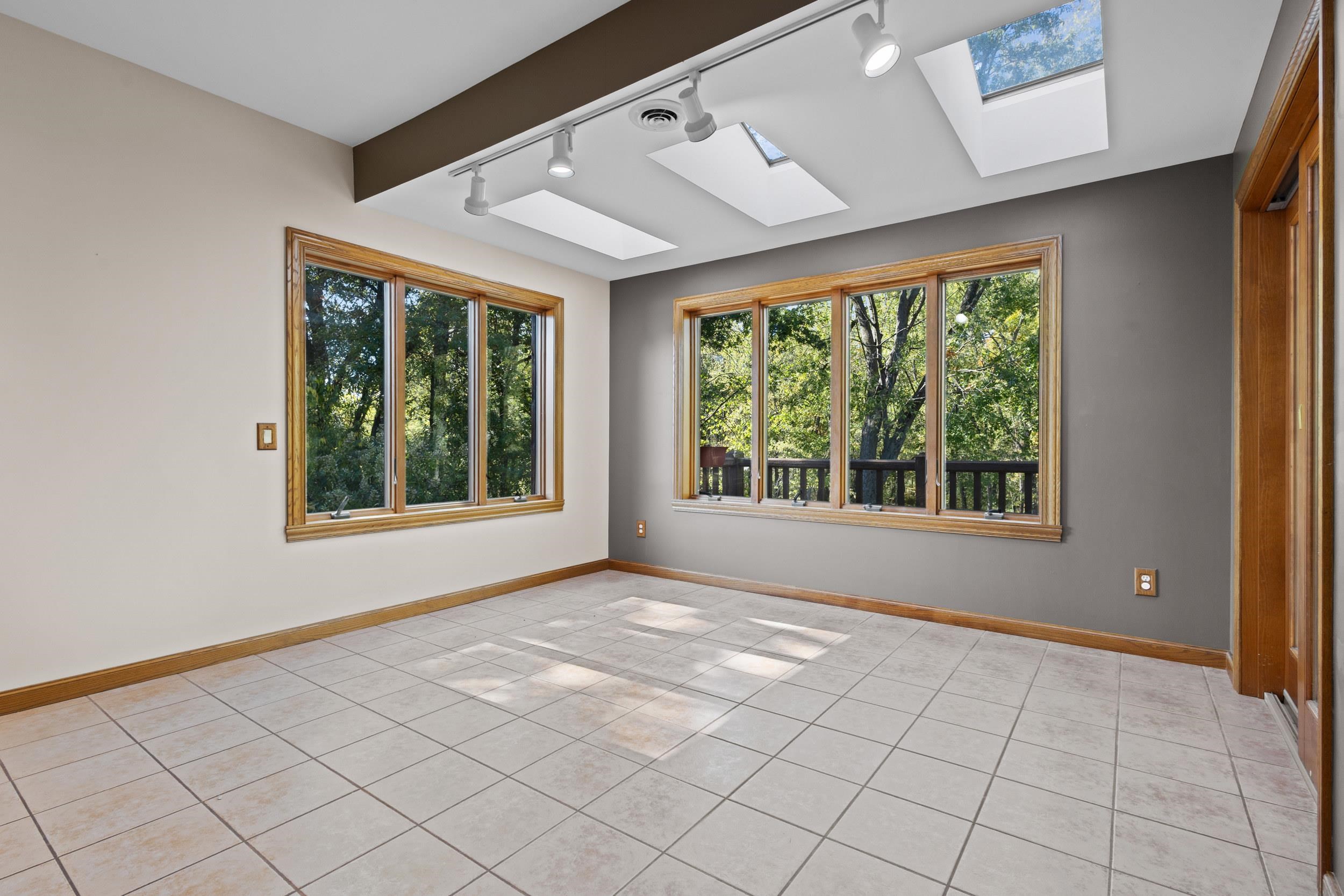 Embarrass, Wisconsin 54933, United States, 4 Bedrooms Bedrooms, ,3 BathroomsBathrooms,Residential,Active,223983