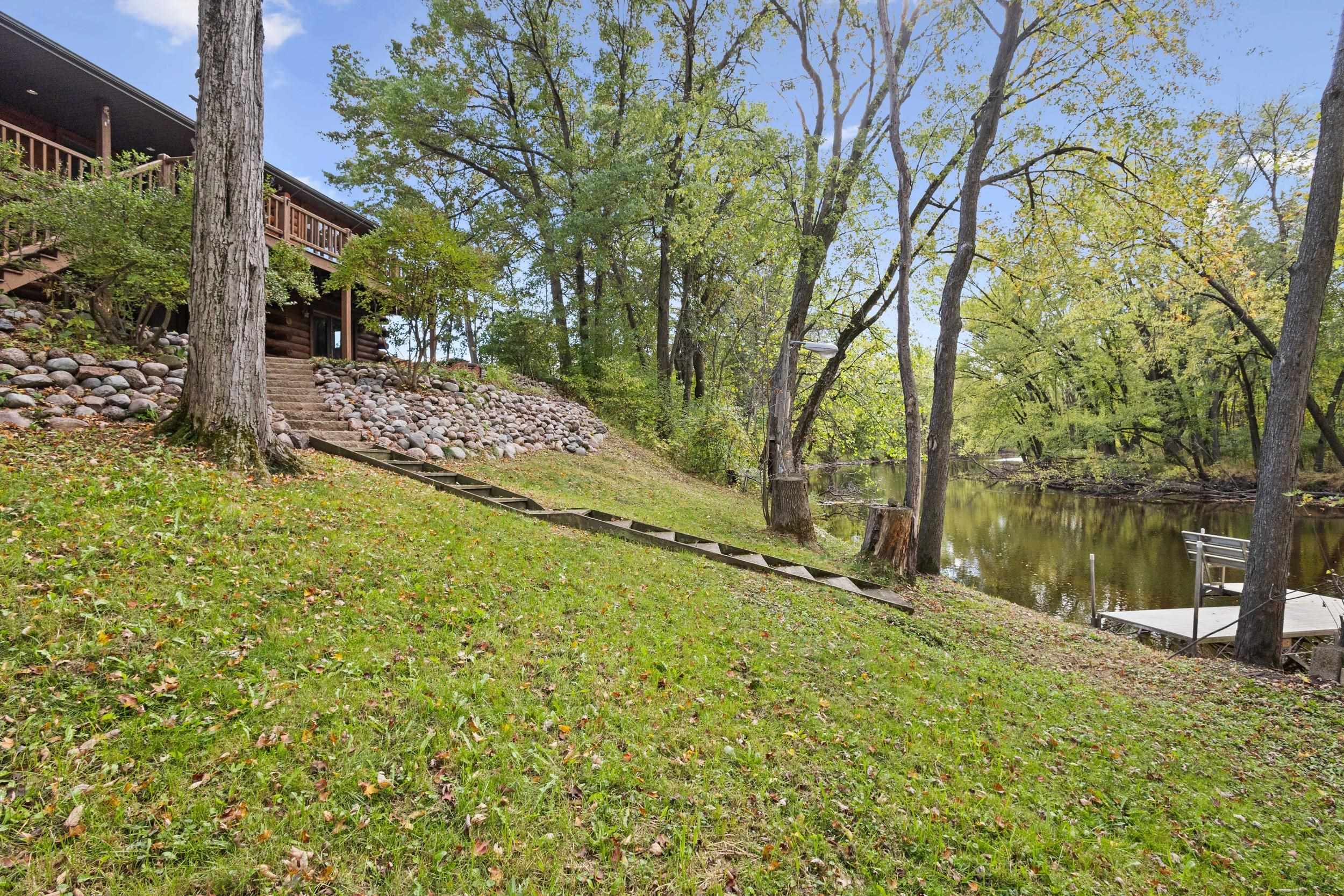 Embarrass, Wisconsin 54933, United States, 4 Bedrooms Bedrooms, ,3 BathroomsBathrooms,Residential,Active,223983