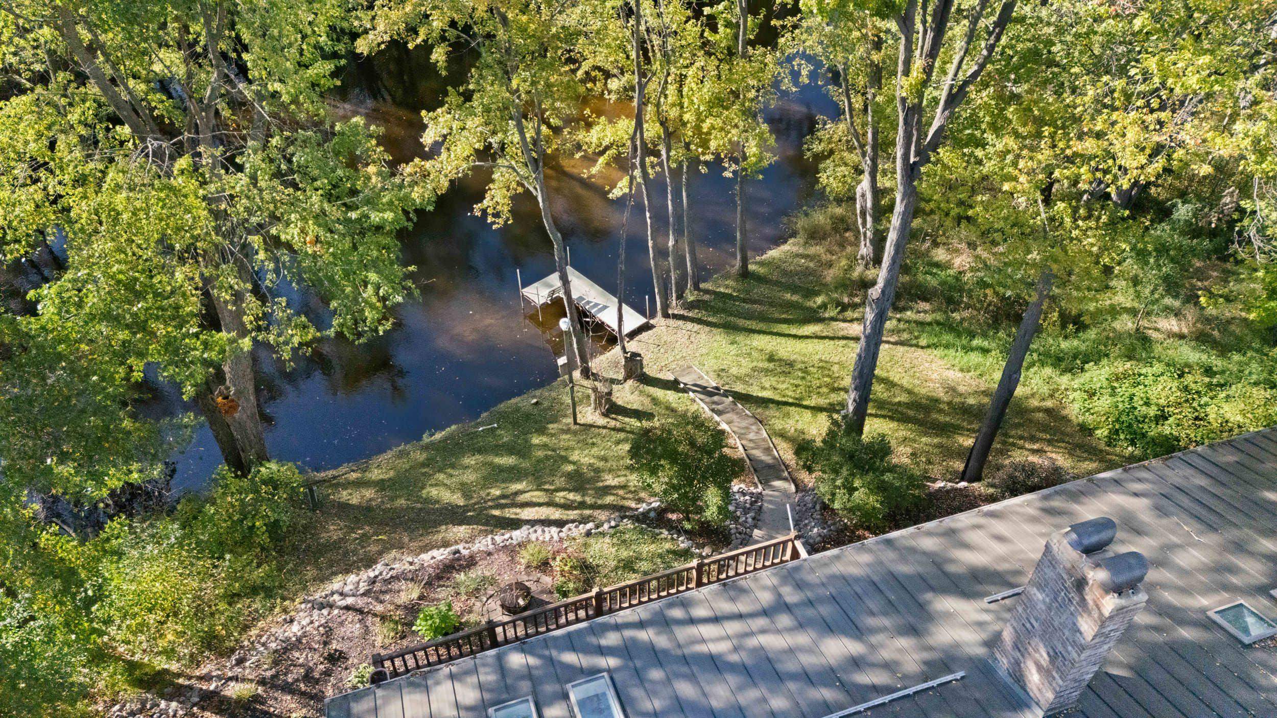 Embarrass, Wisconsin 54933, United States, 4 Bedrooms Bedrooms, ,3 BathroomsBathrooms,Residential,Active,223983