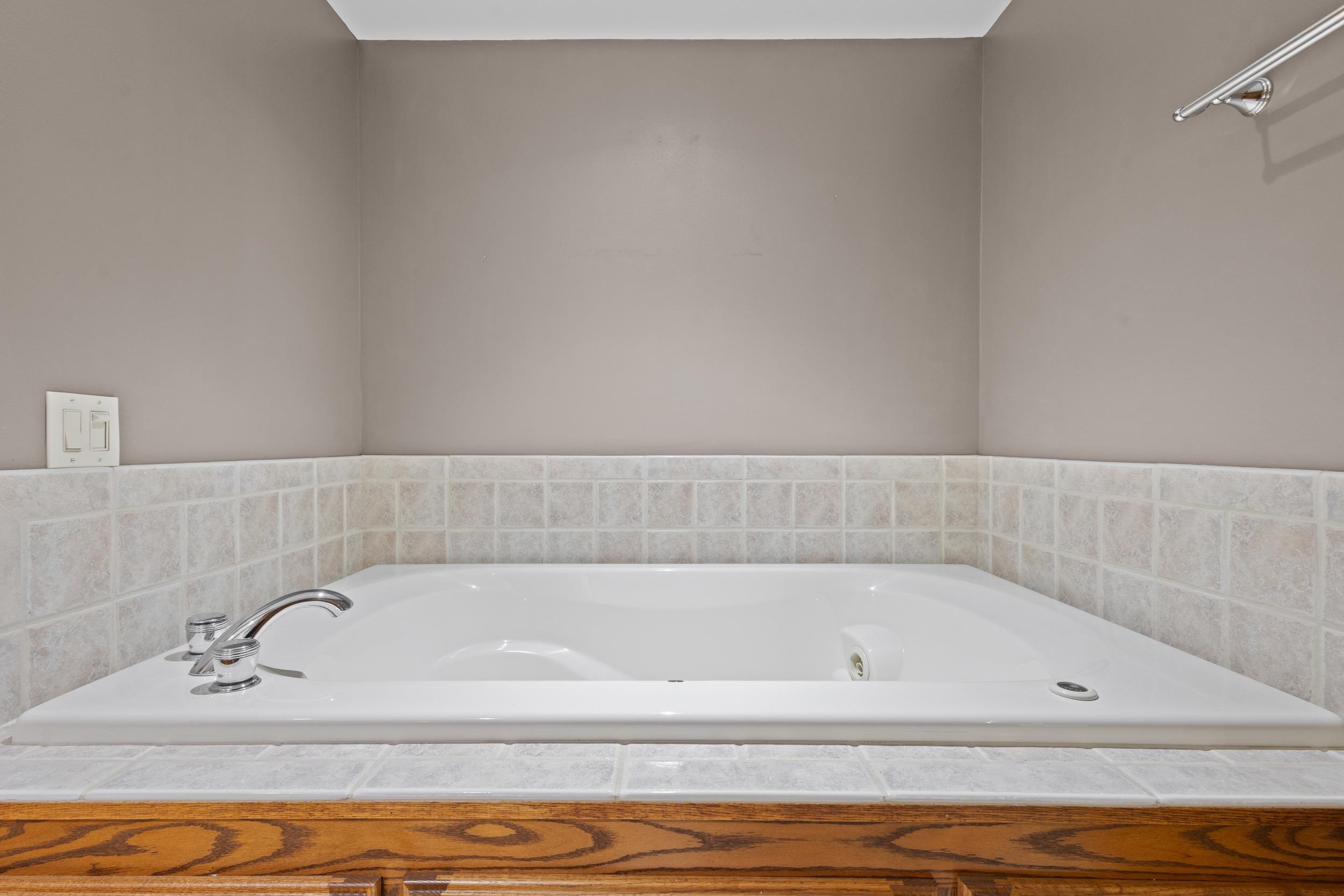 Embarrass, Wisconsin 54933, United States, 4 Bedrooms Bedrooms, ,3 BathroomsBathrooms,Residential,Active,223983