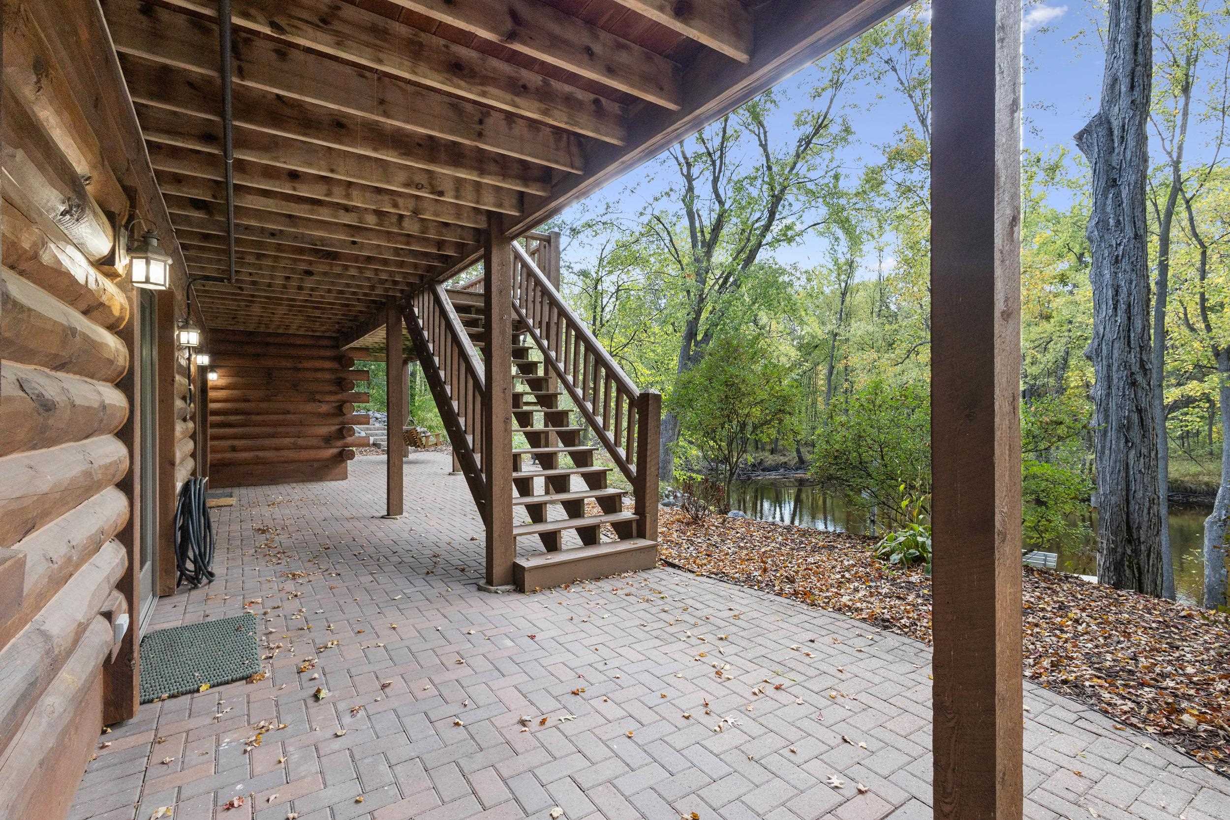 Embarrass, Wisconsin 54933, United States, 4 Bedrooms Bedrooms, ,3 BathroomsBathrooms,Residential,Active,223983