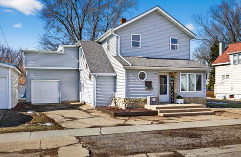 Photo of 205 AVON Street, NEW LONDON, WI 54961 (MLS # 50321393)
