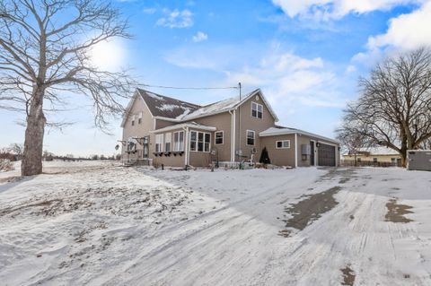 Photo of 4292 STAGECOACH Road, GREEN BAY, WI 54311 (MLS # 50320467)