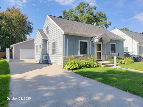 Photo of 1707 N HARRIMAN Street, APPLETON, WI 54911 (MLS # 50316214)
