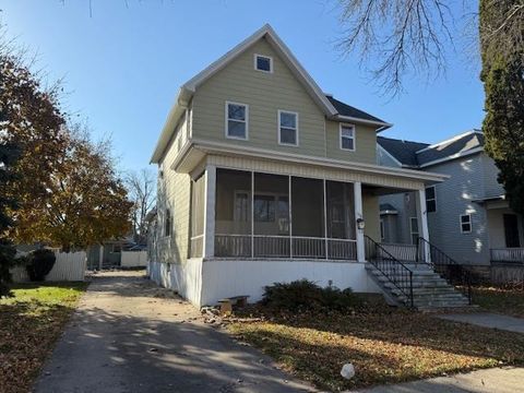 Photo of 166 HOYT Street, FOND DU LAC, WI 54935 (MLS # 50318480)