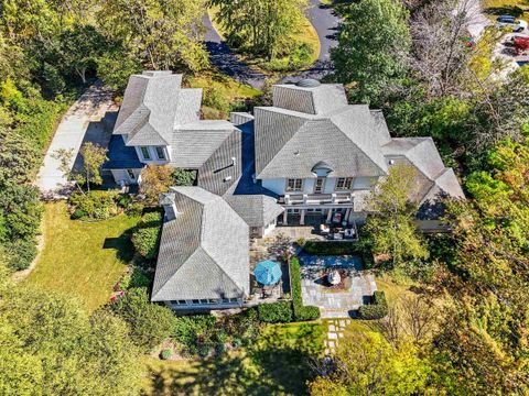 Photo of 3555 NICOLET Drive, GREEN BAY, WI 54311 (MLS # 50305486)