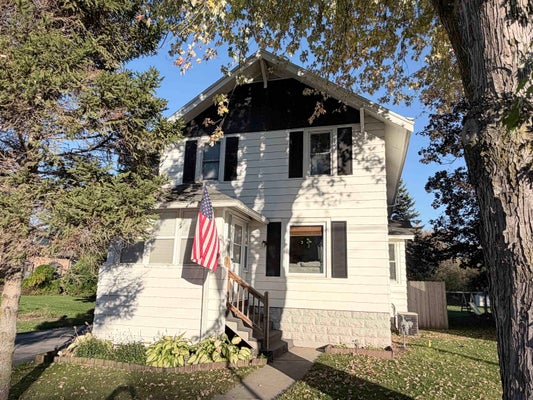 419 MORRIS ST, FOND DU LAC, WI 54935 - Image e92ba3c50054ab9fbd4d347316efcf3d/999643134
