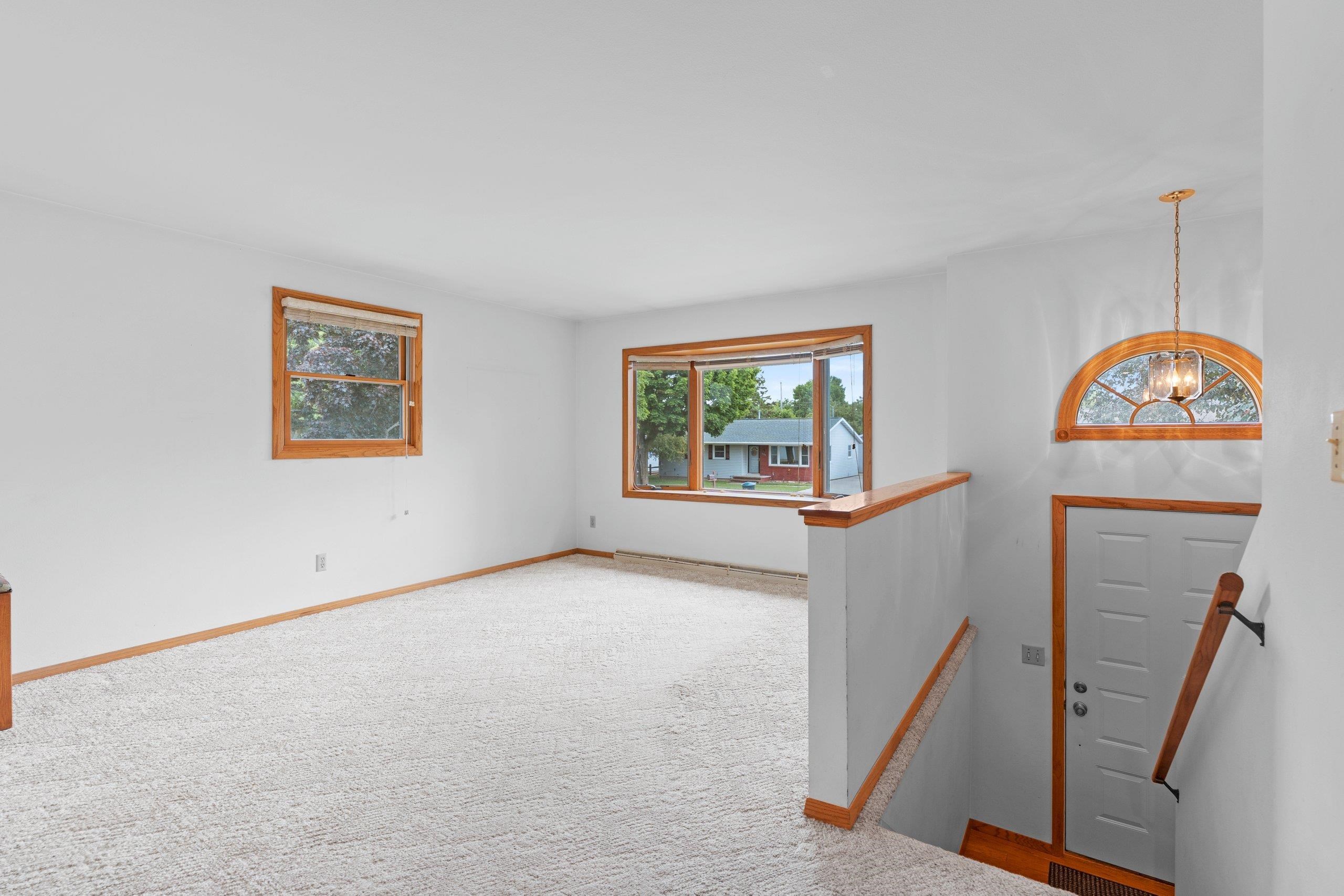 Combined Locks, Wisconsin 54113, United States, 3 Bedrooms Bedrooms, ,1 BathroomBathrooms,Residential,Active,158762