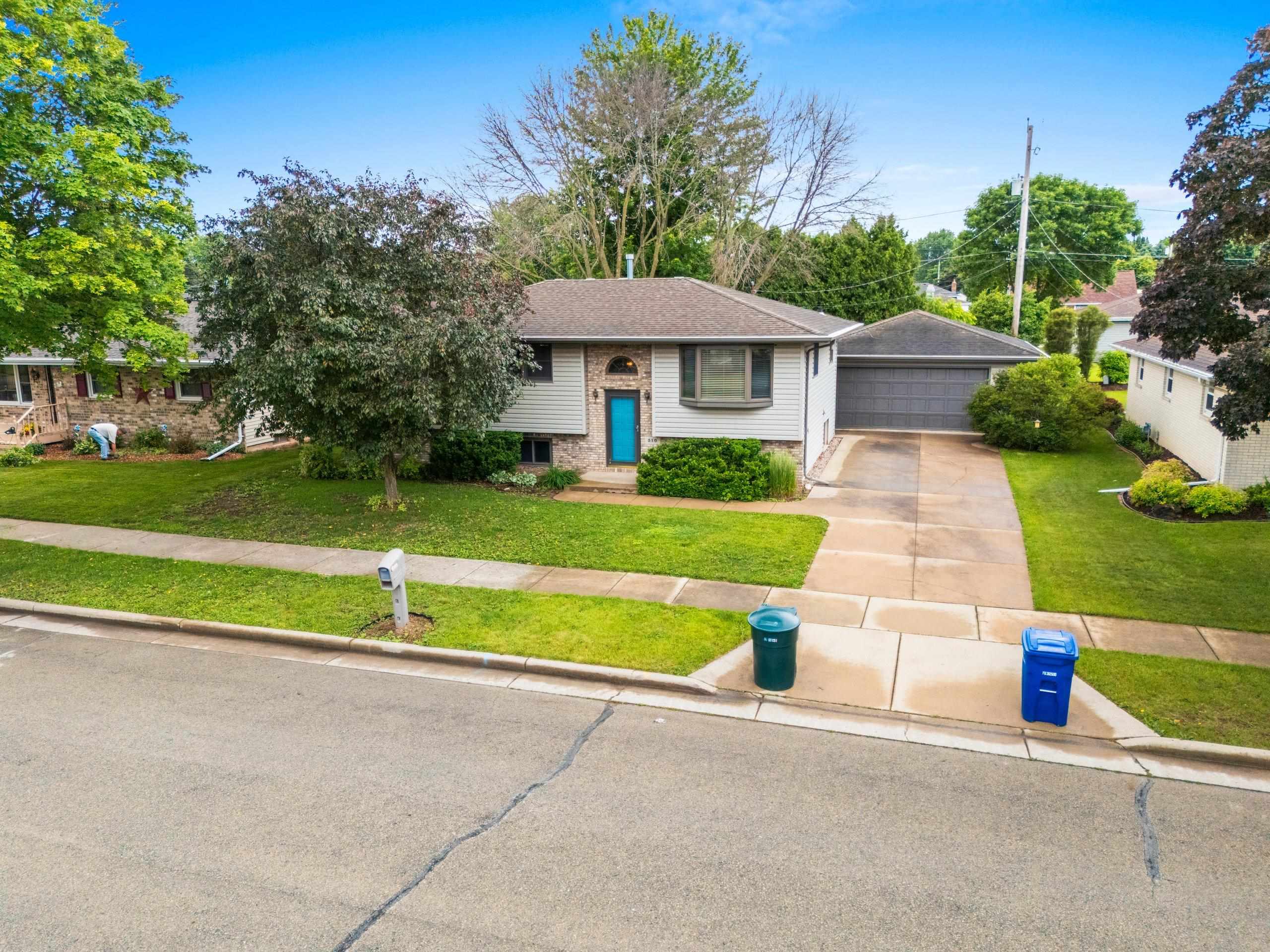 Combined Locks, Wisconsin 54113, United States, 3 Bedrooms Bedrooms, ,1 BathroomBathrooms,Residential,Active,158762