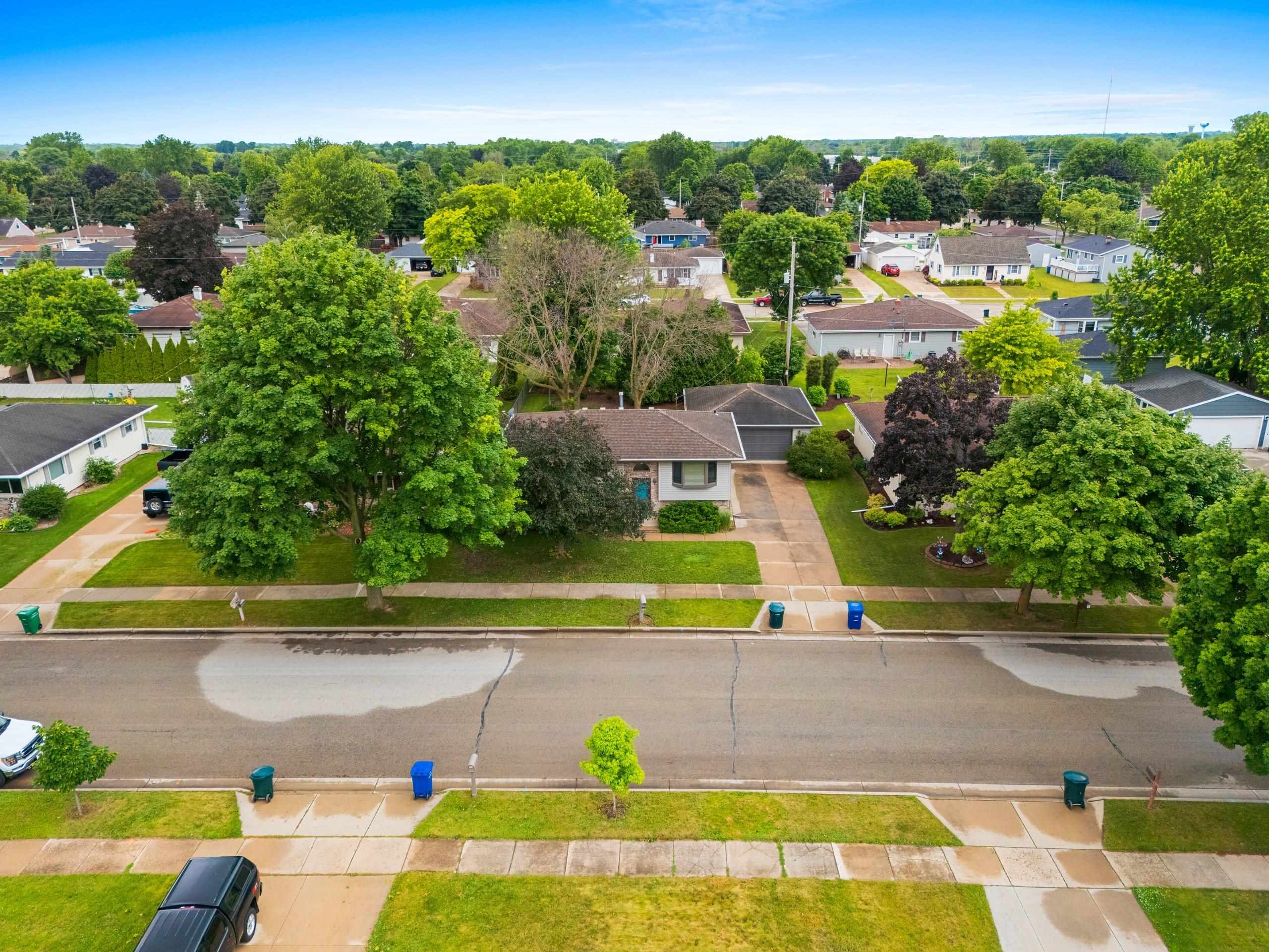 Combined Locks, Wisconsin 54113, United States, 3 Bedrooms Bedrooms, ,1 BathroomBathrooms,Residential,Active,158762