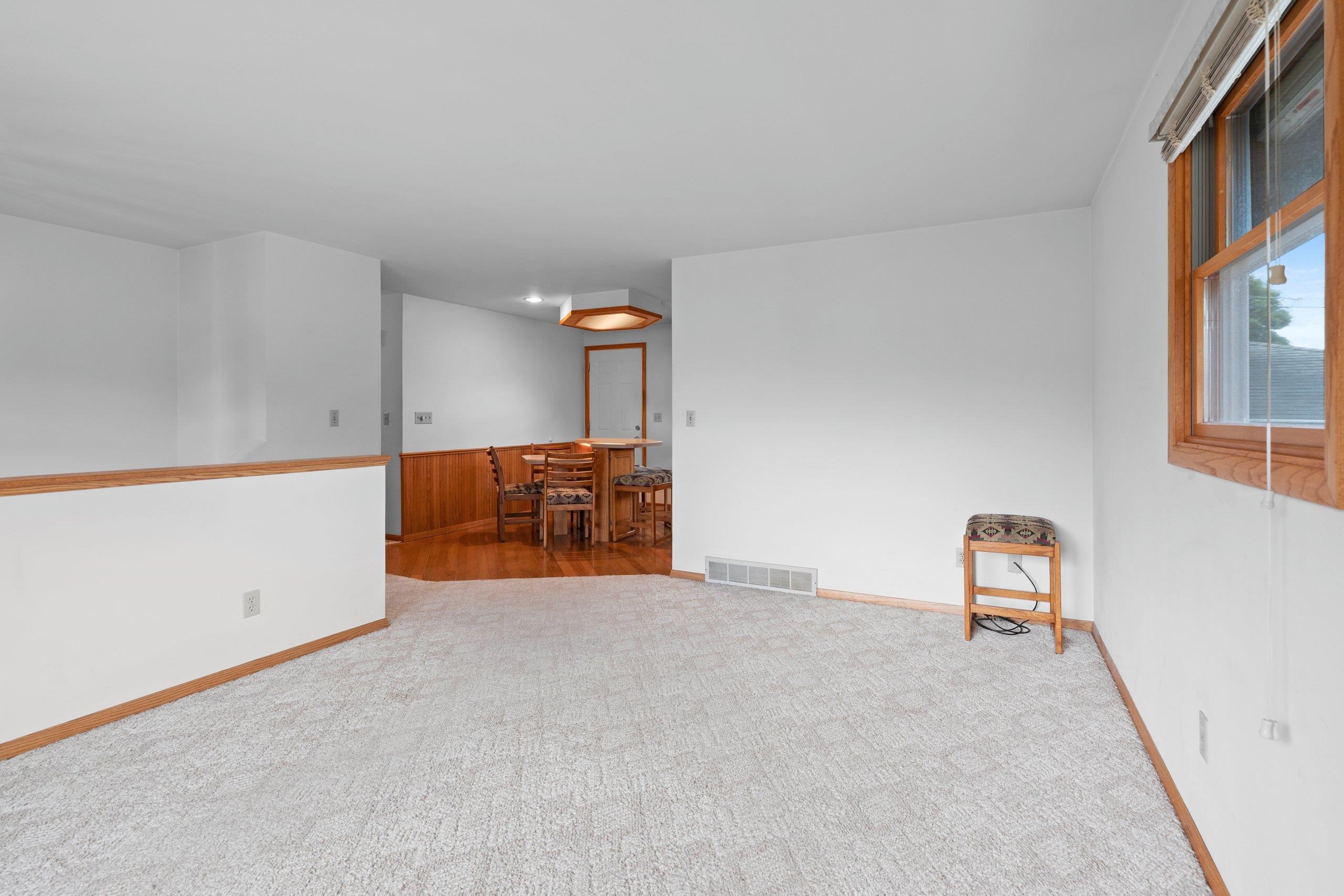 Combined Locks, Wisconsin 54113, United States, 3 Bedrooms Bedrooms, ,1 BathroomBathrooms,Residential,Active,158762