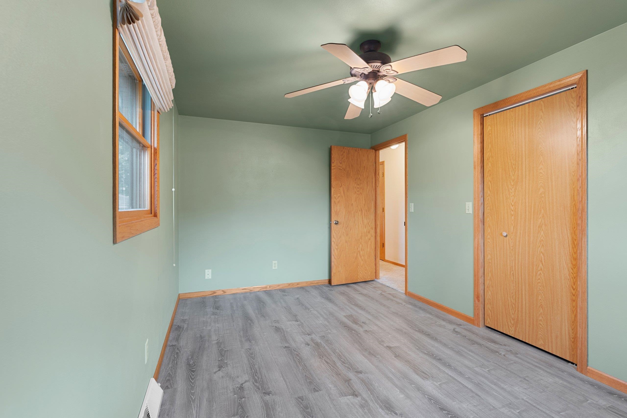 Combined Locks, Wisconsin 54113, United States, 3 Bedrooms Bedrooms, ,1 BathroomBathrooms,Residential,Active,158762