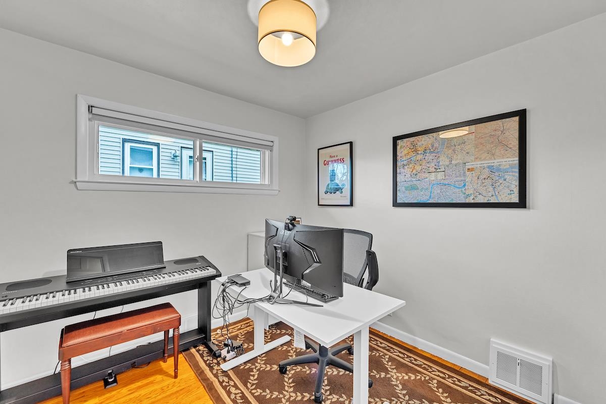 Milwaukee, Wisconsin 53207, United States, 3 Bedrooms Bedrooms, ,2 BathroomsBathrooms,Residential,Active,94868