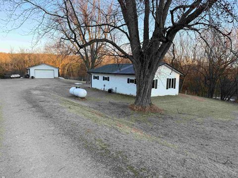 Photo of 5625 HWY BB, GILLETT, WI 54124 (MLS # 50323190)