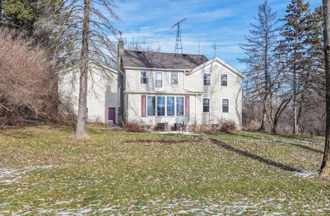 Photo of 360 COUNTY RD FF, PICKETT, WI 54964 (MLS # 50320043)