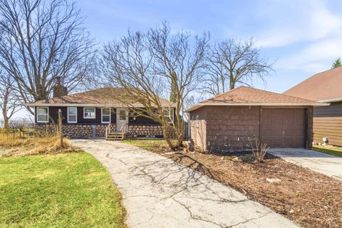 Photo of 805 PARAMOUNT Drive, CHILTON, WI 53014 (MLS # 50323370)