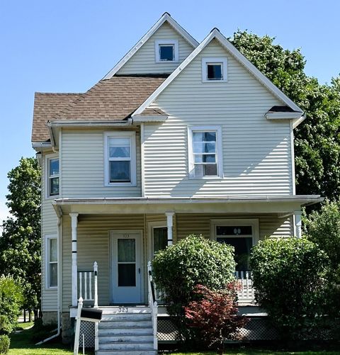 Single Family Residence in FOND DU LAC WI 323 DIVISION Street.jpg