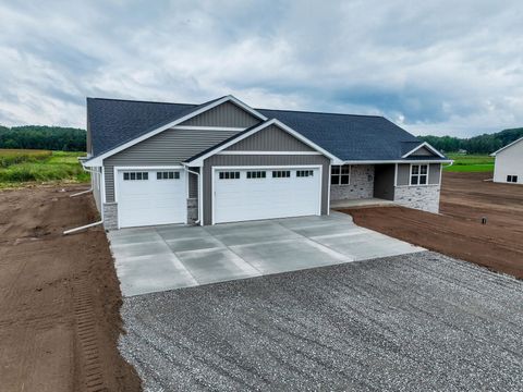 Photo of 3701 WESTPOINT Road, SUAMICO, WI 54313 (MLS # 50313052)