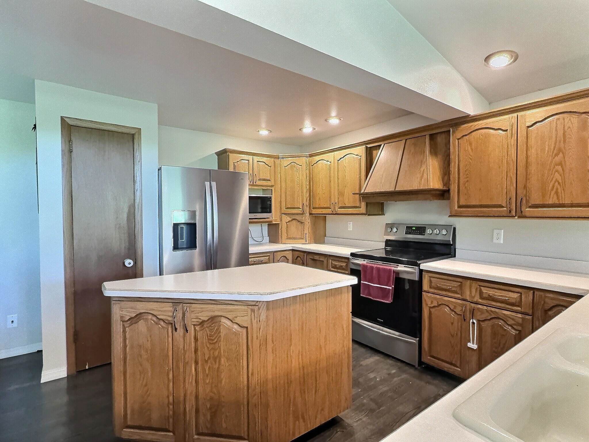 1395 MARICOPA Drive