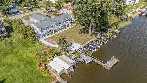 Photo of 243 S 1ST Street, WINNECONNE, WI 54986 (MLS # 50314885)