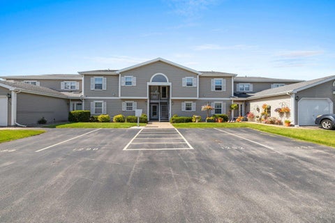 Photo of 1294 WITTMANN PARK Lane, MENASHA, WI 54952 (MLS # 50332827)