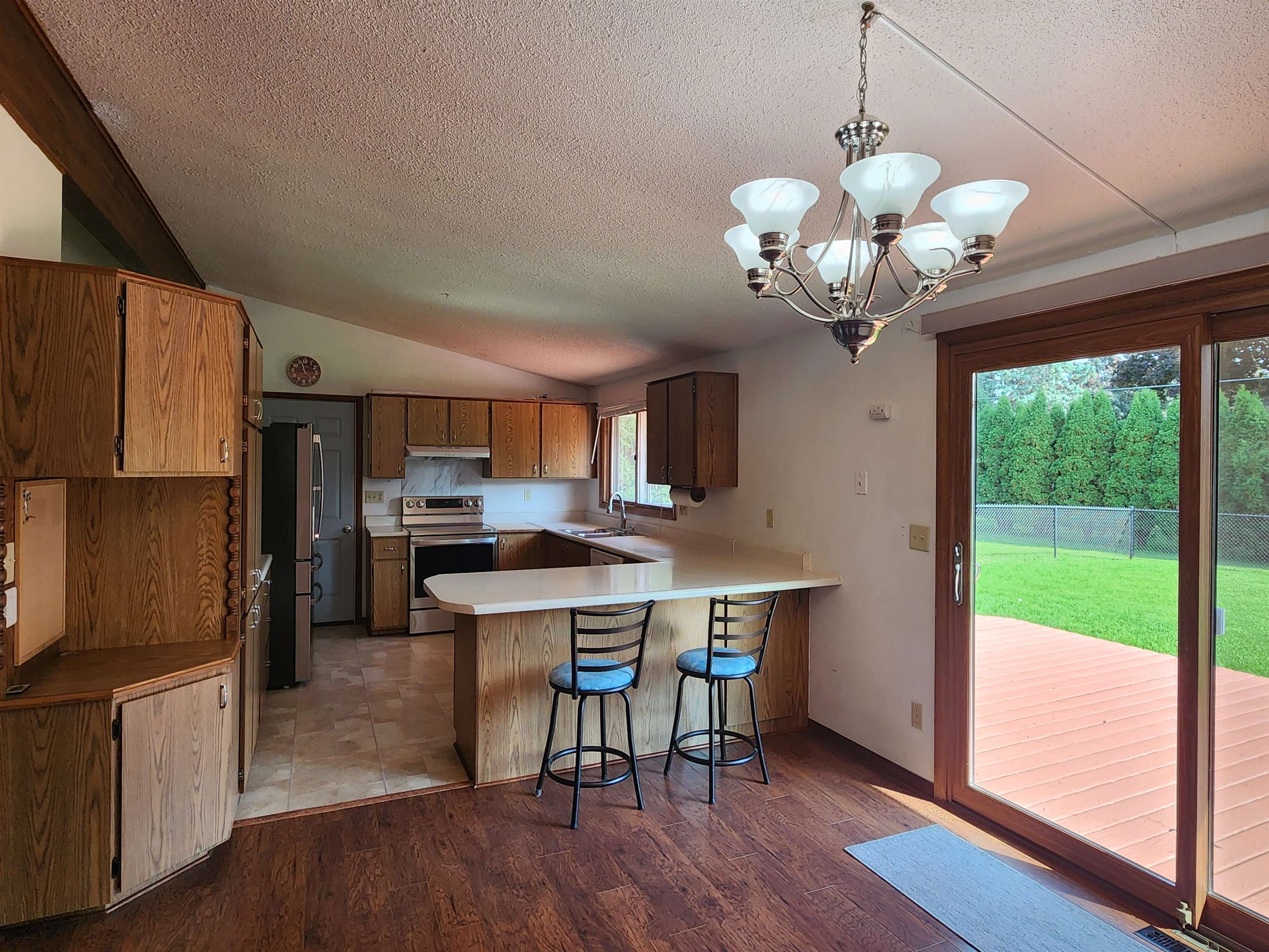 Appleton, Wisconsin 54914, United States, 3 Bedrooms Bedrooms, ,2 BathroomsBathrooms,Residential,Active,203658