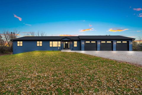 Photo of W9566 COUNTY RD JJ, HORTONVILLE, WI 54944 (MLS # 50318097)