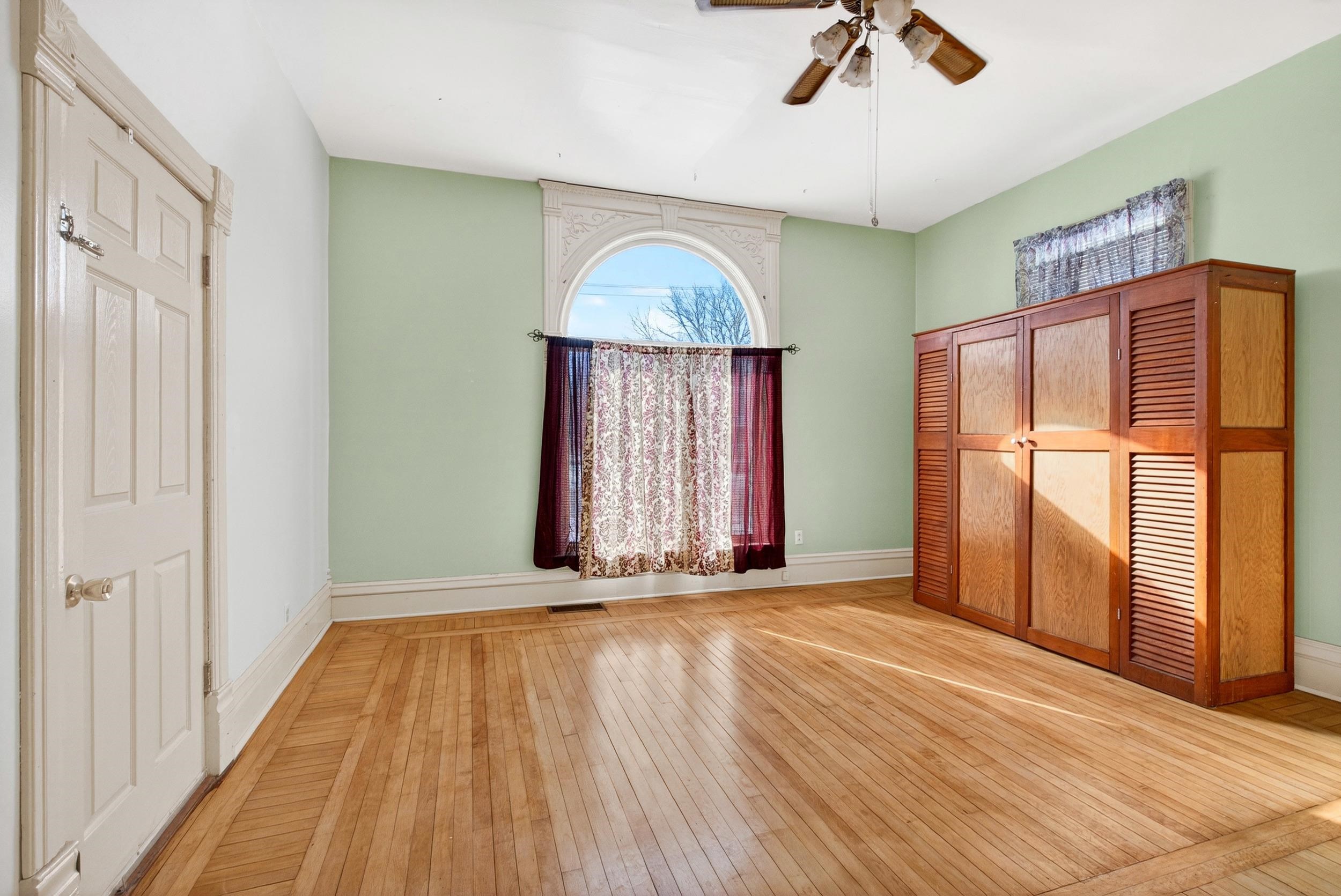 328 E FOND DU LAC Street