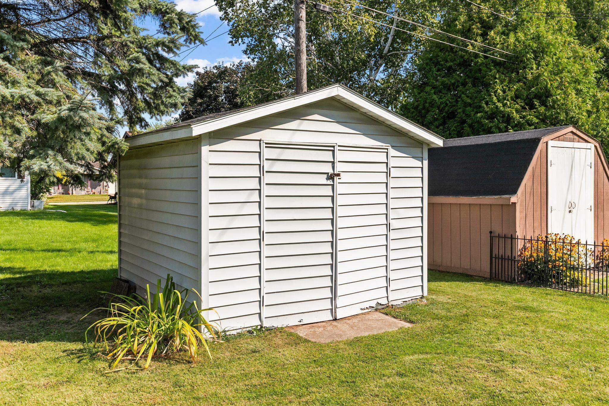 Brillion, Wisconsin 54110, United States, 3 Bedrooms Bedrooms, ,2 BathroomsBathrooms,Residential,Active,206719