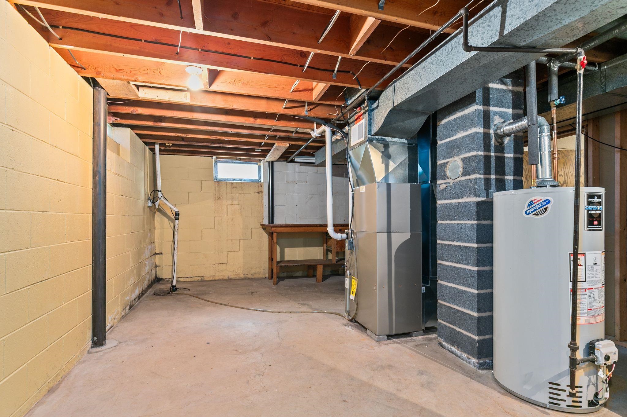 Brillion, Wisconsin 54110, United States, 3 Bedrooms Bedrooms, ,2 BathroomsBathrooms,Residential,Active,206719