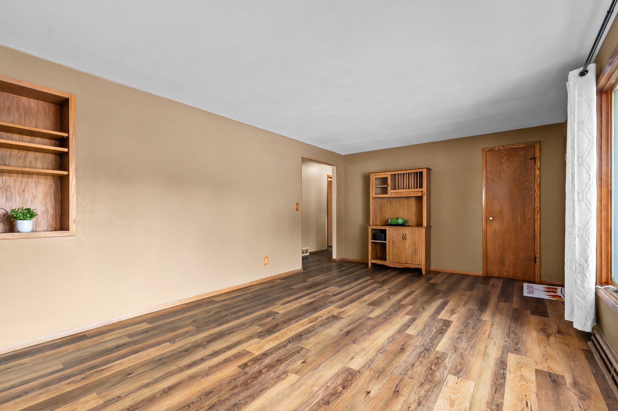 Brillion, Wisconsin 54110, United States, 3 Bedrooms Bedrooms, ,2 BathroomsBathrooms,Residential,Active,206719