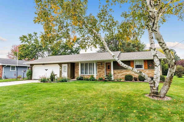 1804 KEEHAN LN, GREEN BAY, WI 54311 - Image f01a1977c0722d5ea085935cdbdaebcd/2160810349