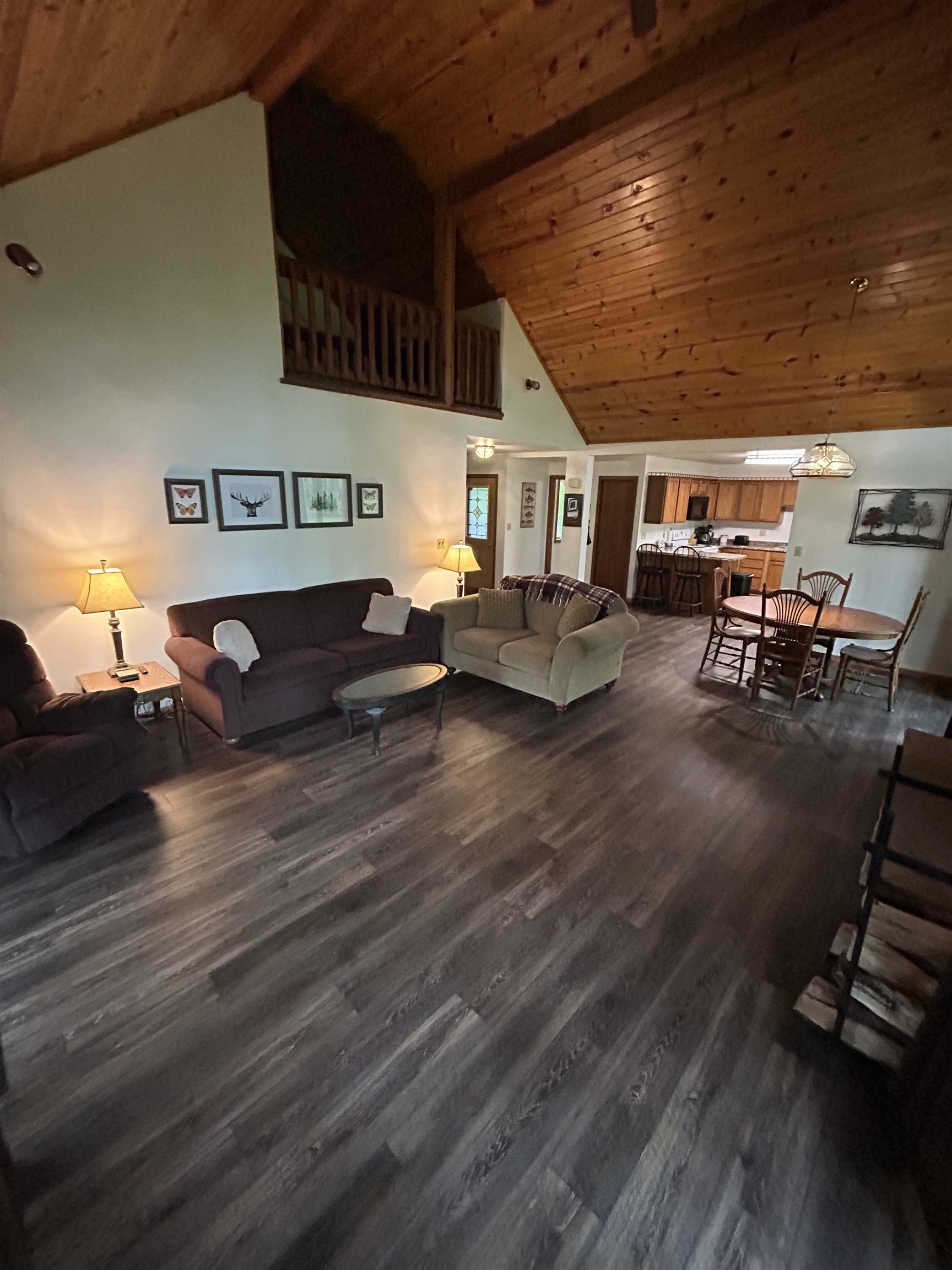 Athelstane, Wisconsin 54104, United States, 3 Bedrooms Bedrooms, ,2 BathroomsBathrooms,Residential,Active,160587