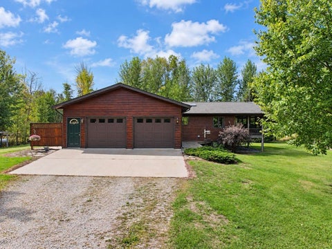 Photo of W3545 RICHTER Road, PESHTIGO, WI 54157 (MLS # 50332835)