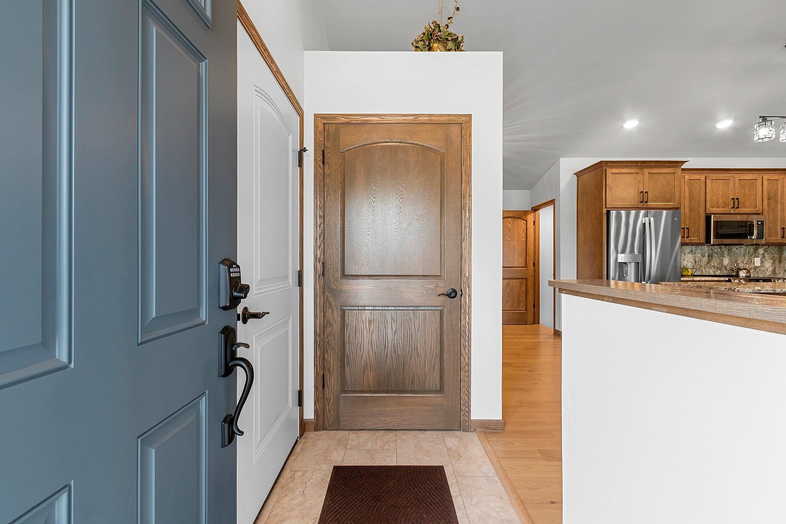 Shawano, Wisconsin 54166, United States, 3 Bedrooms Bedrooms, ,2 BathroomsBathrooms,Residential,Active,194742